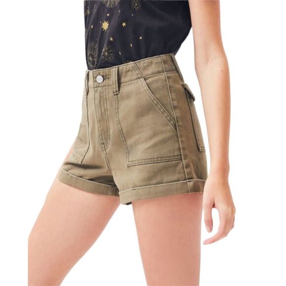 PACSUN Green Khaki Mom Utility Shorts - Picture 2 of 13